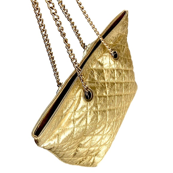 VINTAGE metallic gold quilted Tote bag chain handle - Picture 3 of 9
